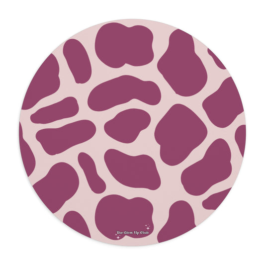 Burgundy giraffe - Round Small Mouse Pad