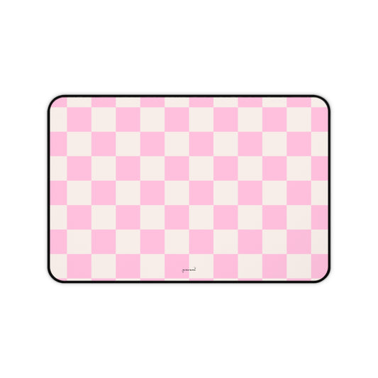 Bright pink checkers - Desk Mat