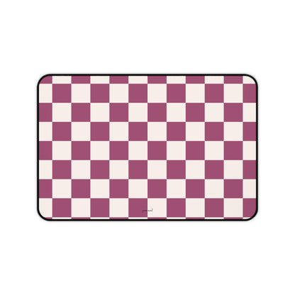 Burgundy checkers - Desk Mat